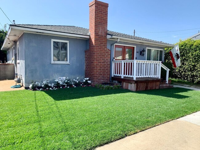 Front Yard - 945 Sheldon St
