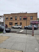 Building Photo - 90- 35 195th Pl
