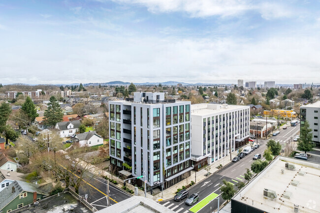 Carbon 12 - Apartments in Portland, OR | Apartments.com