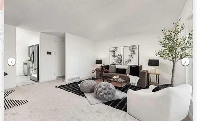 Foto del edificio - 1474 S Helena Cir