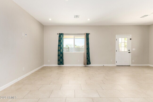 Foto del edificio - 10019 W Monaco Blvd