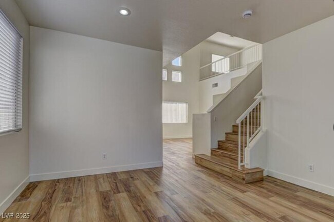 Foto del edificio - 885 Veranda View Ave