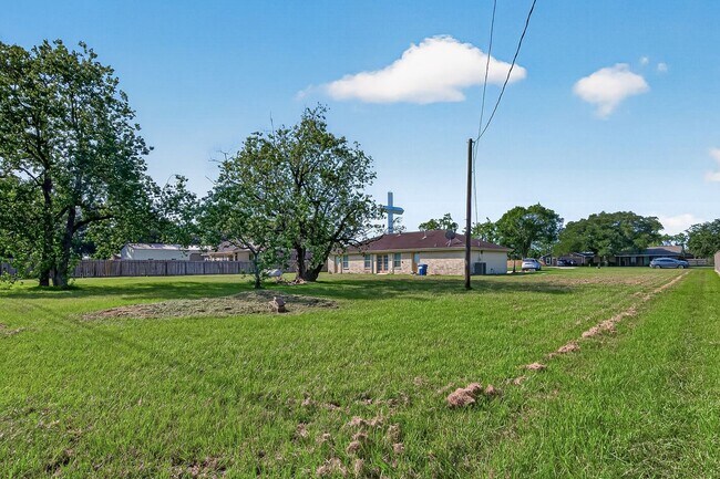Building Photo - 13310 Boudreaux Estates Dr
