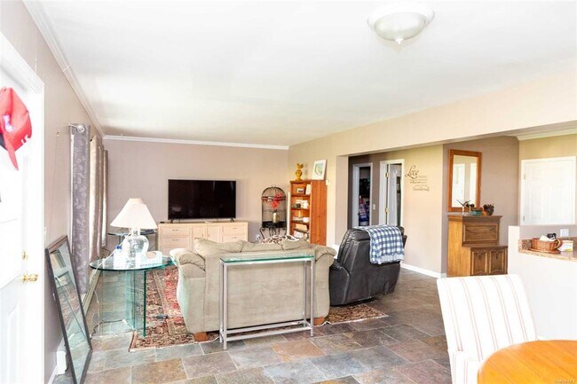 Foto del edificio - 27 Verbank Club Rd