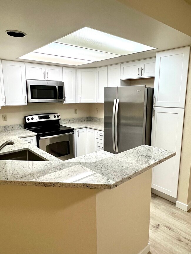 Foto del edificio - 1326 Bellevue Way NE