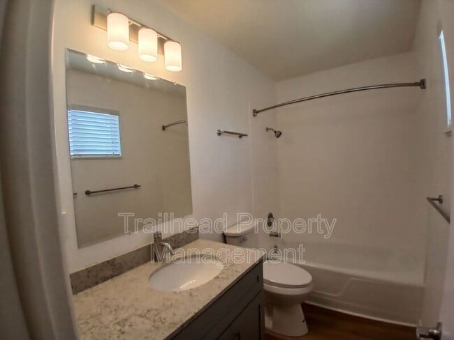 Building Photo - 7801 W 83rd St