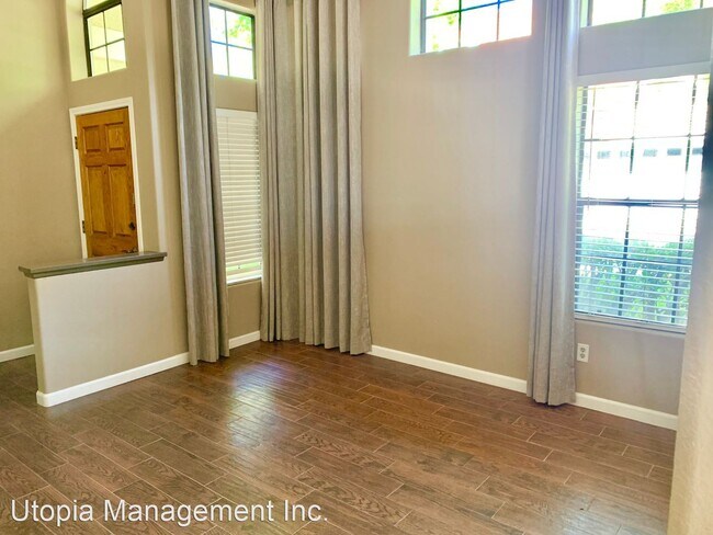 Building Photo - 3 br, 2.5 bath House - 4836 Matteo St,