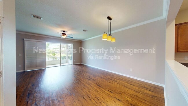 Building Photo - 6937 Woody Vine Dr