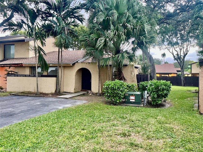Building Photo - 3 br, 2 bath House - 6916 SW 127th Ct