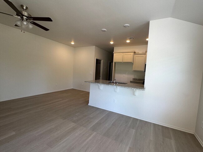 Foto del edificio - 1815 SW Jefferson Ave