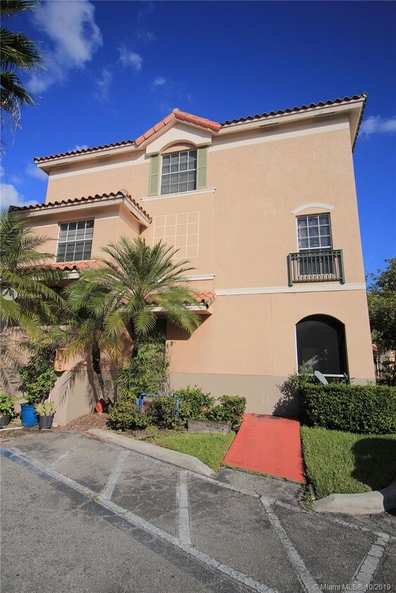 741 SW 148th Ave, Davie, FL 33325 Condo for Rent in Davie, FL