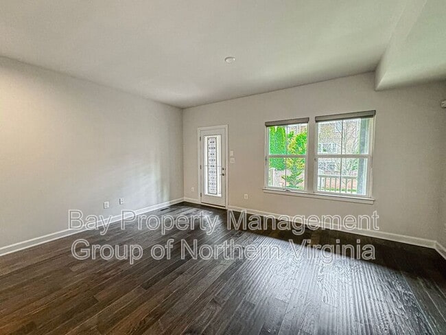 Building Photo - 9259 Wood Violet Ct