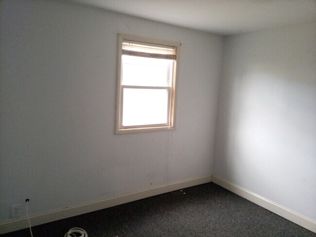 Building Photo - 38 Greenwood Pl