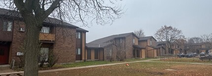 Building Photo - 1450 S 116th St