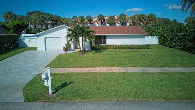 Foto del edificio - 2289 Windsor Rd