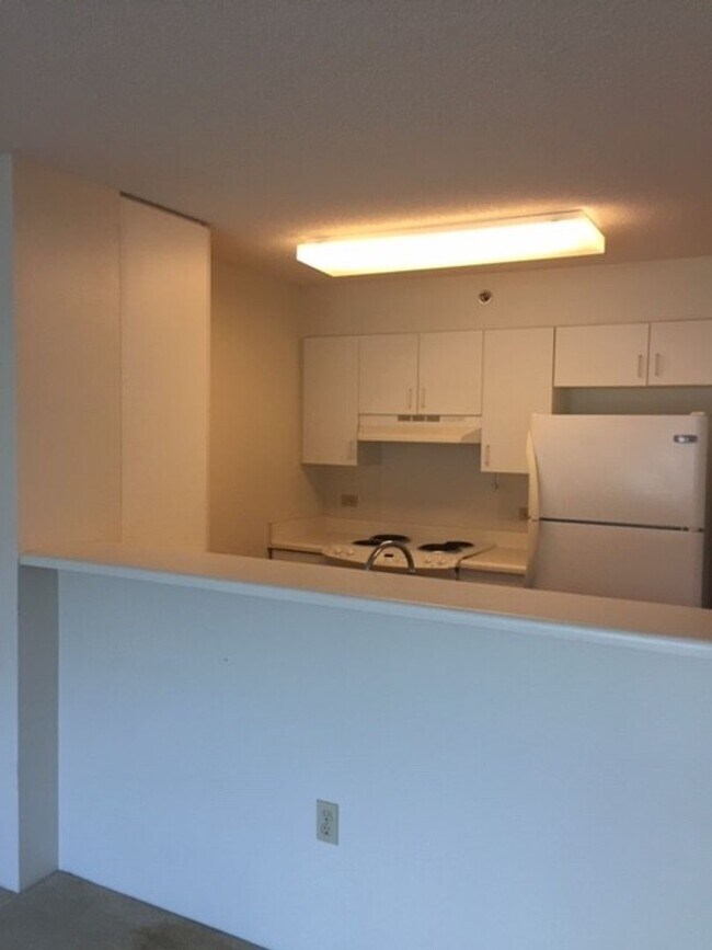 Foto del edificio - 3009 Ala Makahala Pl