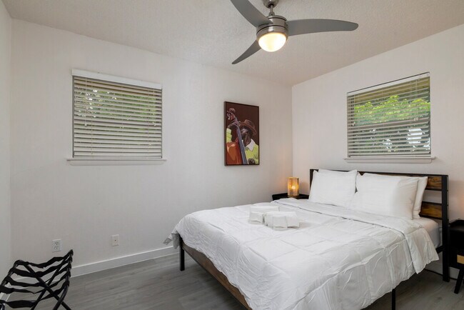 Foto del edificio - 420 Wilshire Dr
