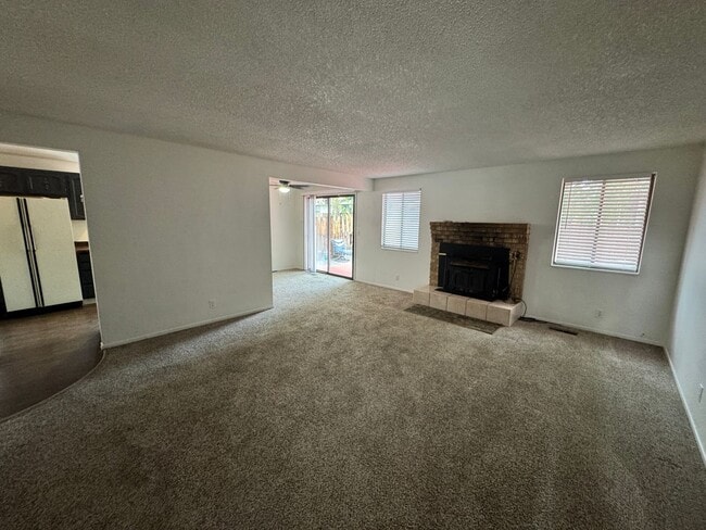 Building Photo - 3296 Montezuma Way