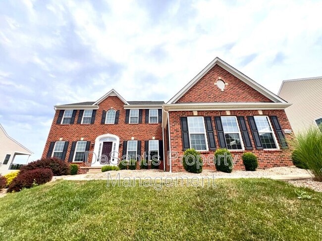 Building Photo - 3006 Farm View Dr
