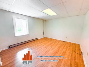 Building Photo - 56 Church St