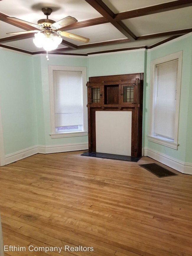 Foto del edificio - 3450 Crittenden St