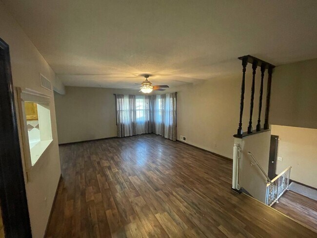Foto del edificio - 11104 E 74th Street