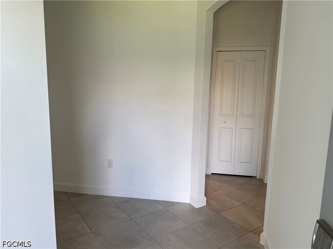Foto del edificio - 9093 Leatherwood Loop