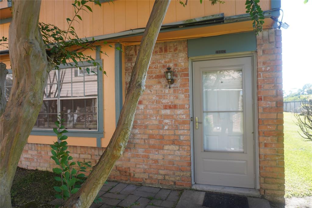 Primary Photo - 13443 Castilian Dr