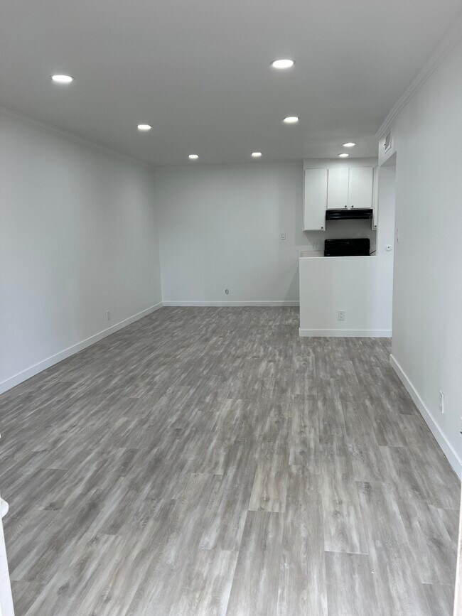 Foto del edificio - 21000 Parthenia St