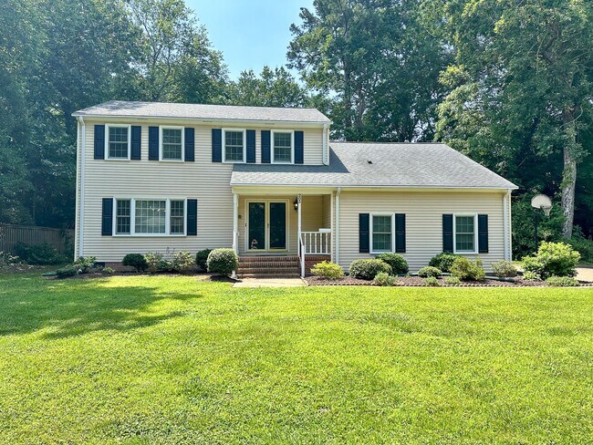 Building Photo - 203 Kenmar Dr