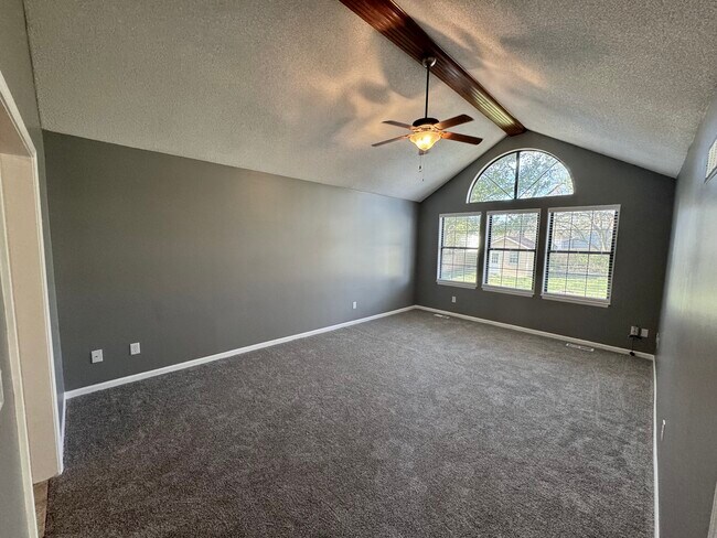 Foto del edificio - 1412 SW Highland Dr