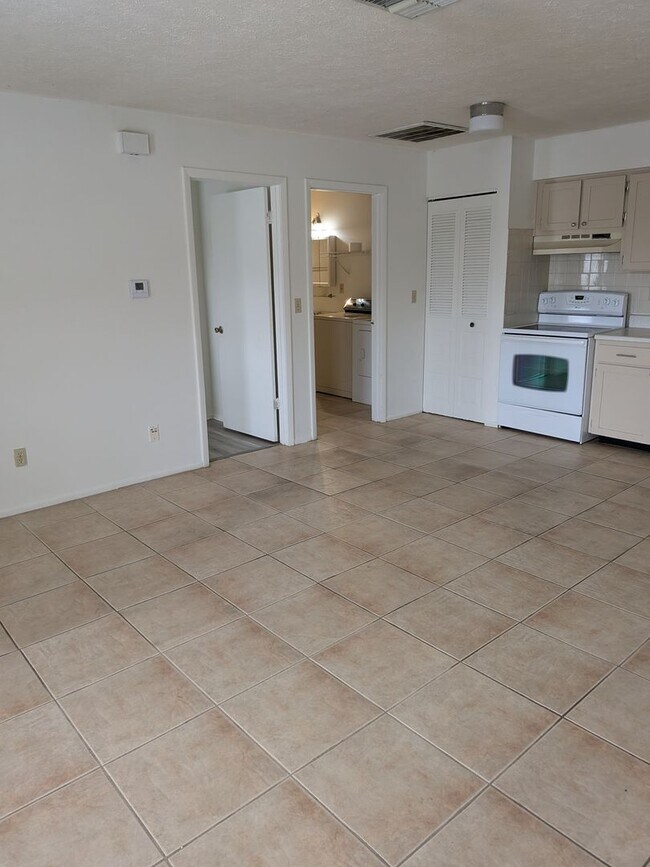 Foto del edificio - 1 bed/1 bath $1000/month in Dade City!