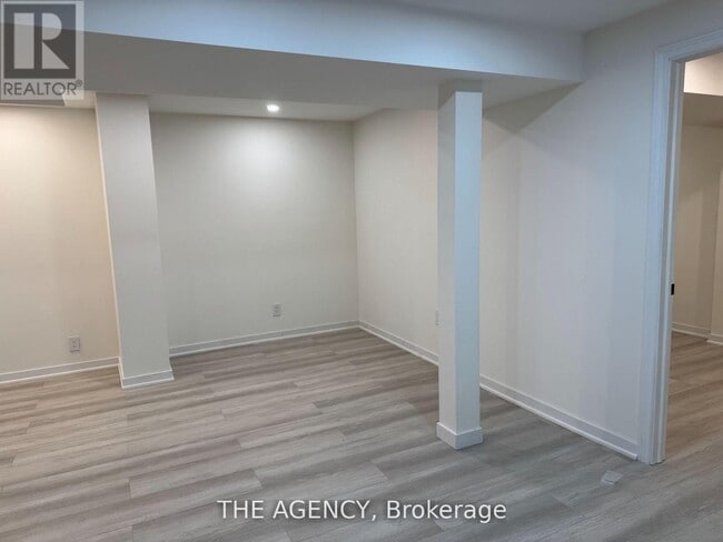 Building Photo - 1054 Leslie Valley Dr