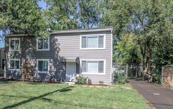Building Photo - 10422 Nevada Ave