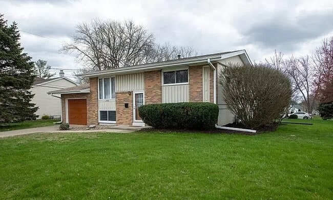 Building Photo - 1528 W Daytona Dr