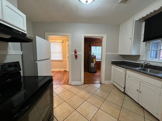 Building Photo - Home for Rent in Montgomery