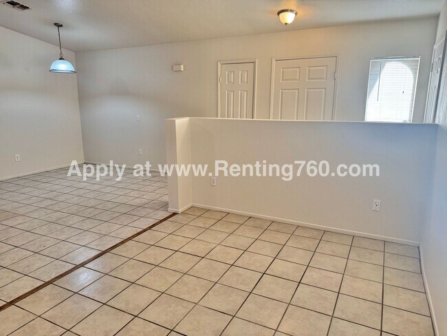 Foto del edificio - 7237 Murray Ln