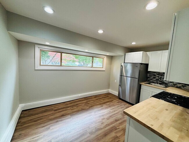 Photo - 27 Bryant Rd House