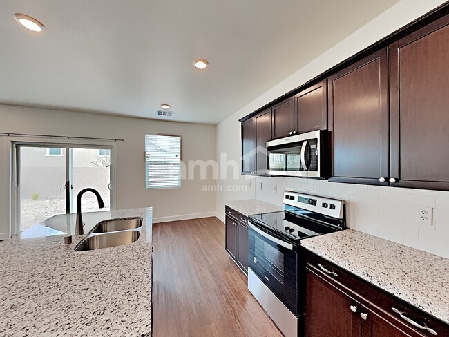 Building Photo - 1479 Garden Swing Avenue