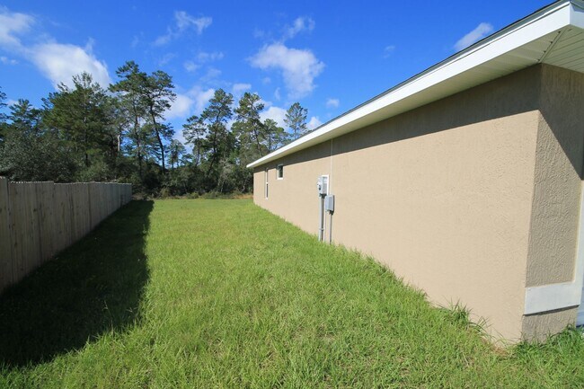 Building Photo - Incredible 4 Bedroom, 2 Bathroom Home in O...