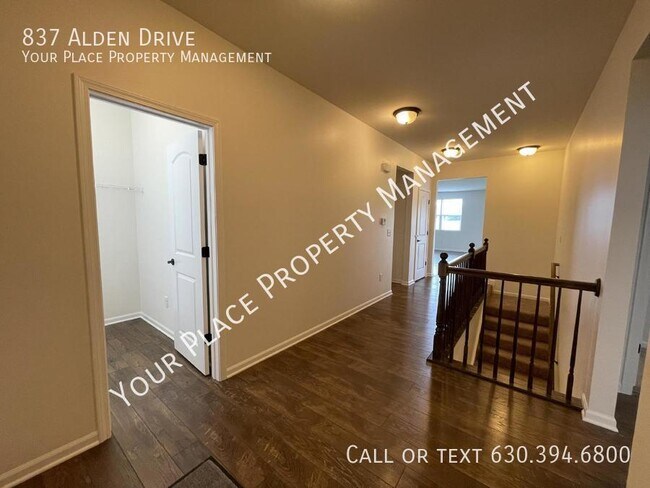 Foto del edificio - Beautiful 3 Bedroom, 2 Bathroom Ranch in N...
