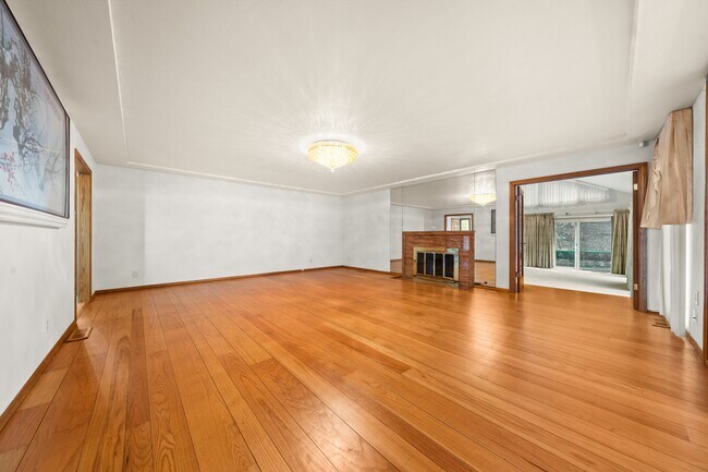 Foto del edificio - 401 Moseley Rd