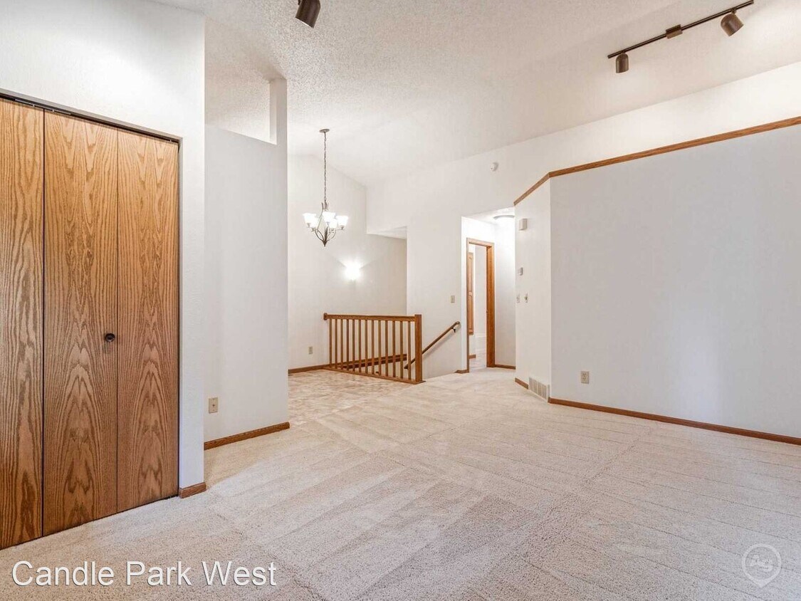 Foto principal - 1745 34th St S