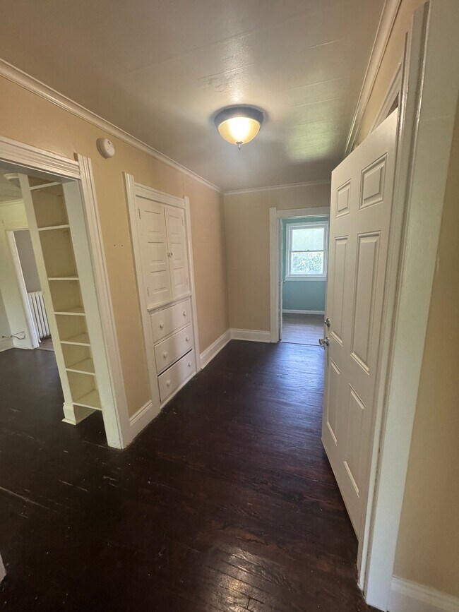 Foto del edificio - 2727 Robinwood Ave