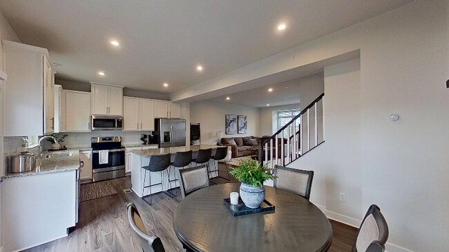 Foto del edificio - 114 Lupine Dr