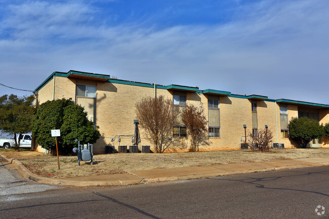 Building Photo - Planet Plaza Apartments