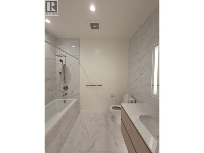 Building Photo - 6811 Pearson Wy