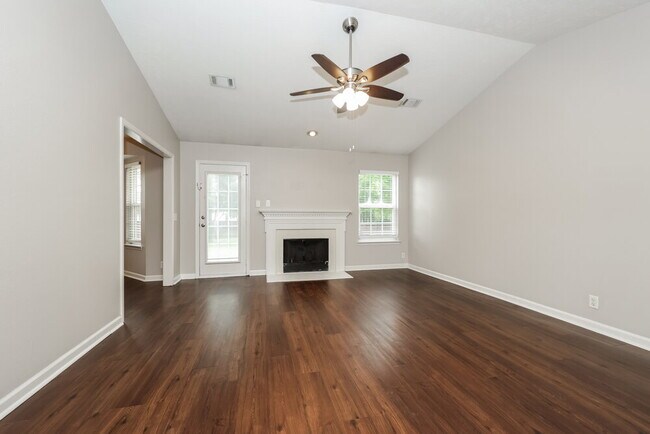 Foto del edificio - 7551 W Winchester Dr
