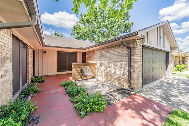 Foto del edificio - 3503 Cotillion Dr