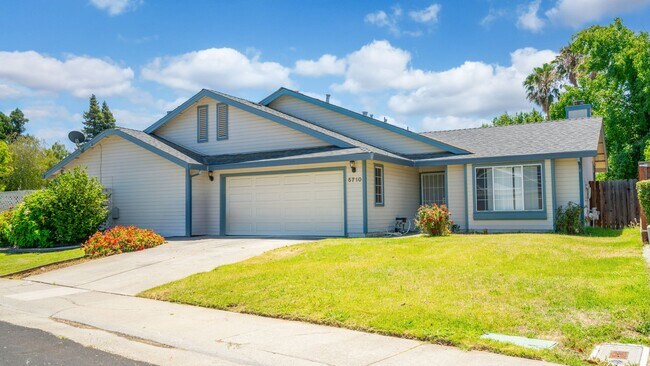 Foto del edificio - 5710 Fox Creek Dr